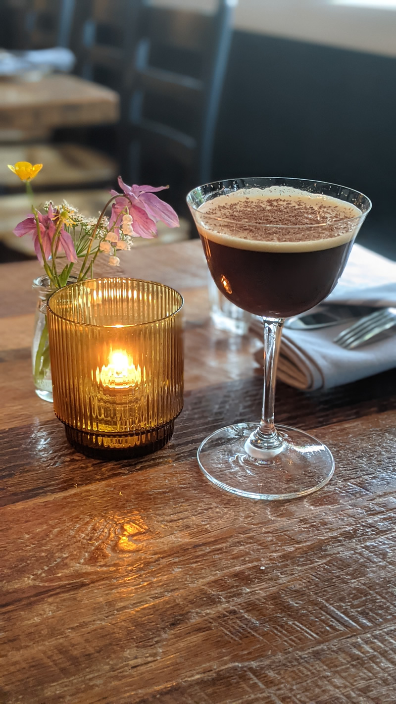 wicked-oyster-wellfleet-drinks-4